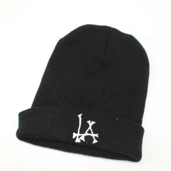 Brandy Melville Accessories - Brandy Melville LA Beanie Hat